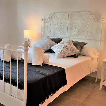 Irlanda - 5 Bedrooms Private House 300m From Domek alpejski