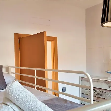 Irlanda - 5 Bedrooms Private House 300m From Domek alpejski *